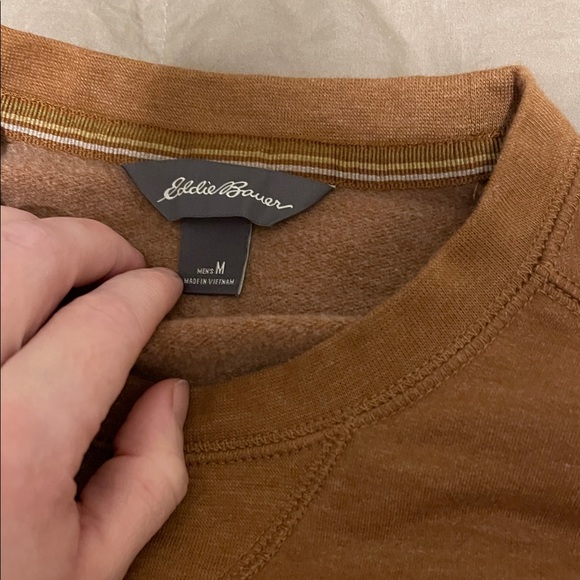 Eddie Bauer Men's Brown Crewneck Sweater - Picture 4 of 5